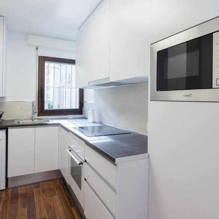 Apartamento para 4 con terraza en el centro - Apartamento - 11