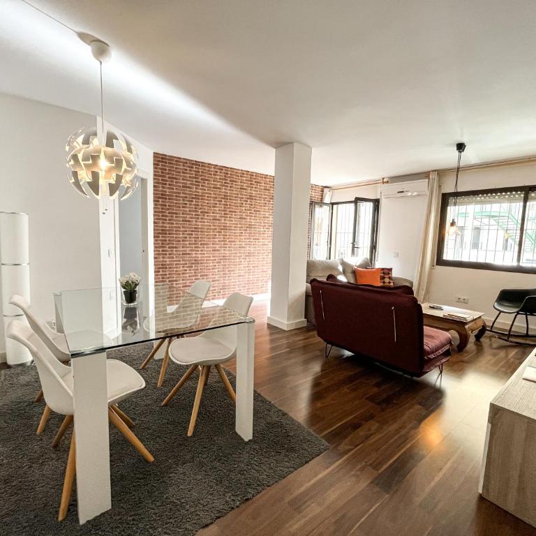 Apartamento para 4 con terraza en el centro - Apartamento - 4
