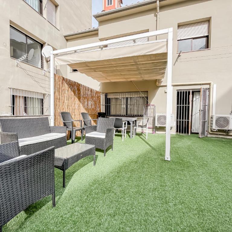 Apartamento para 4 con terraza en el centro - Apartamento - 8