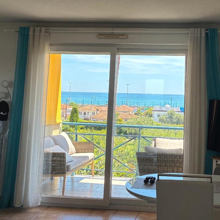 Magnifique 2 pièces balcon Vue Mer - Apartment mit 1 Schlafzimmer - 4