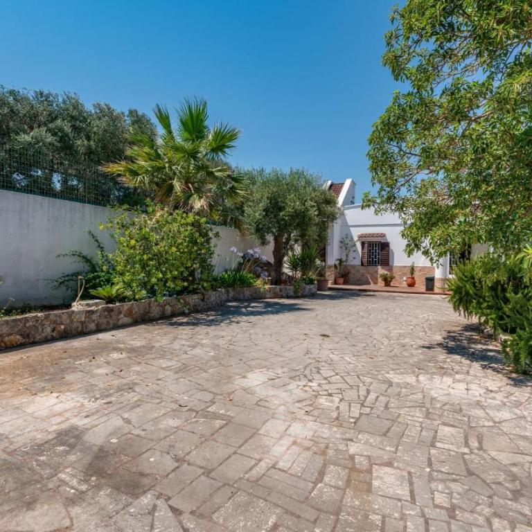 Villa Rita Ostuni with pool by Rentbeat - Villa con 3 Camere da Letto - 63