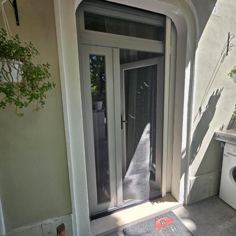 Junior Suite, Villa Joy Verona, Romantic, with garden, elegant living room, near the city center - Appartamento con 1 Camera da Letto - 11