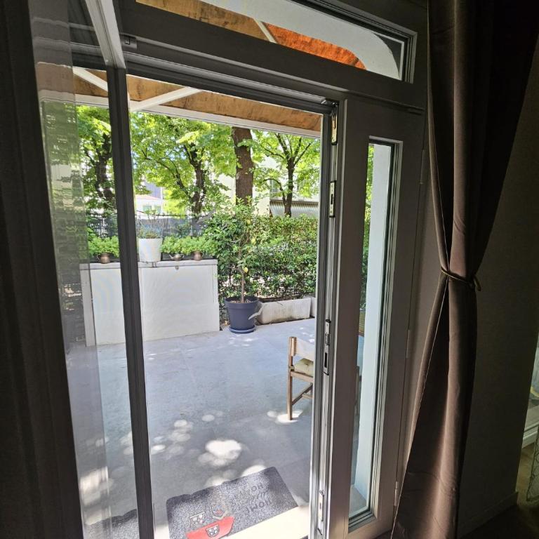 Junior Suite, Villa Joy Verona, Romantic, with garden, elegant living room, near the city center - Appartamento con 1 Camera da Letto - 10