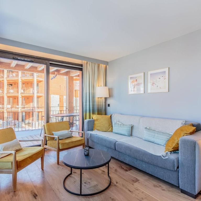 Appart chic avec SPA, parking et WIFI - Les Arcs 1800 - FR-1-352-96 - Appartement - 3