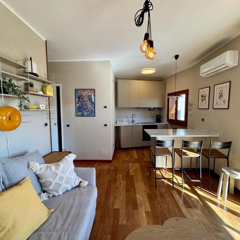 Panorama Apartment Peschiera - Appartamento con 2 Camere da Letto e Vista Lago - 12