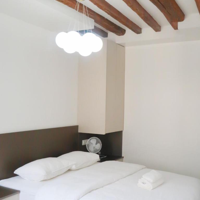 Home in Central Paris 5 min to Pompidou - Appartement 1 Chambre - 9