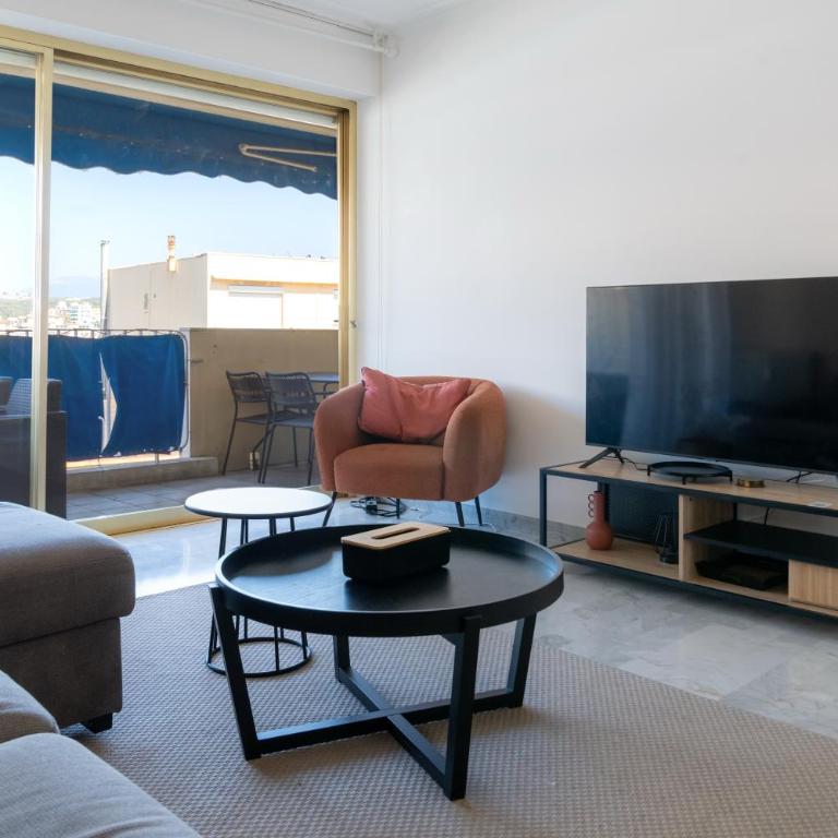Proche plages Parking Terrasse 5-6 personnes - Appartement 2 Chambres - 3