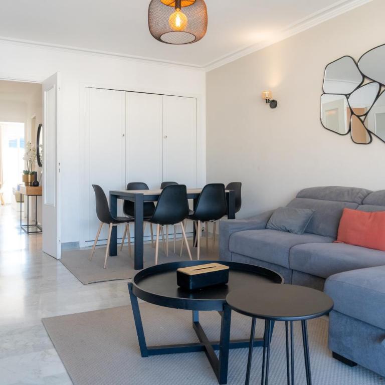 Proche plages Parking Terrasse 5-6 personnes - Appartement 2 Chambres - 2