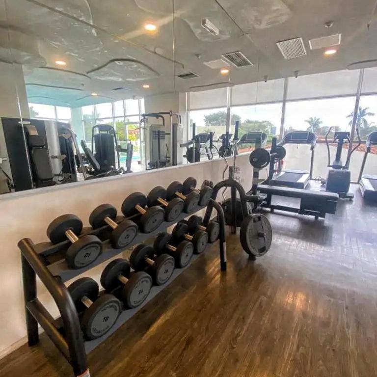 Miami Tower Premium Villa Mora - Three-Bedroom Apartment - 5
