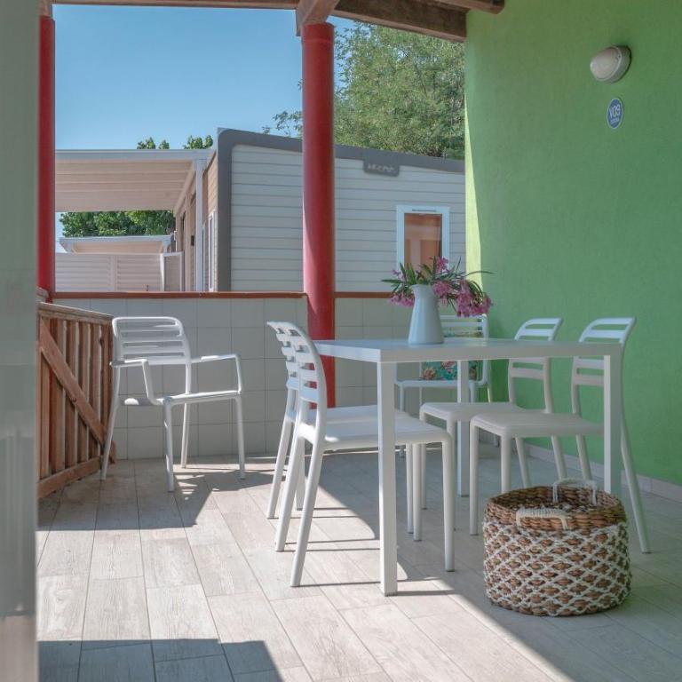 Camping Grande Italia - Appartamento Deluxe con 3 Camere da Letto - 12