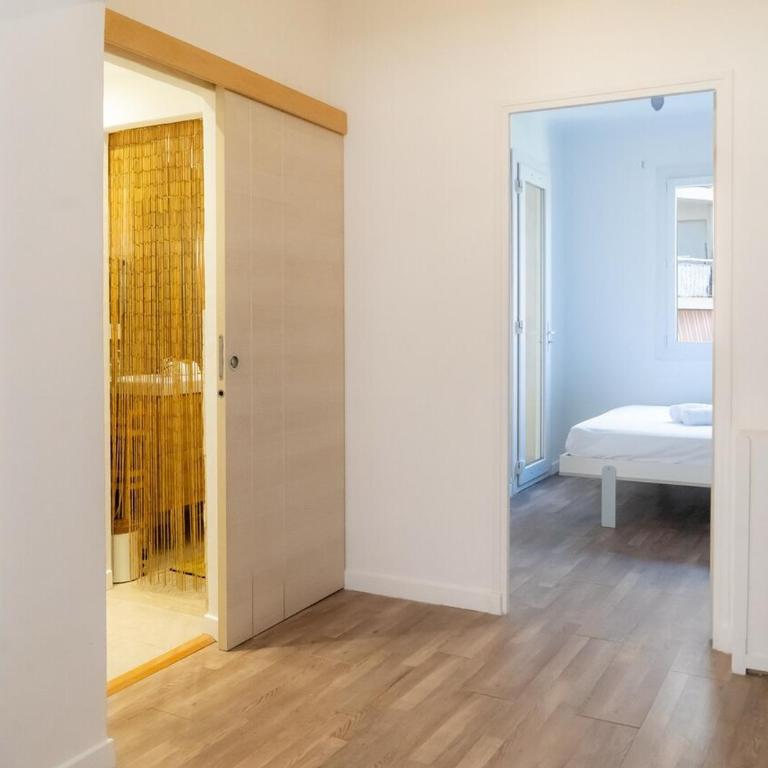 2 pièces - Clim - tram à 5' centre à 15' - Appartement 1 Chambre - 28
