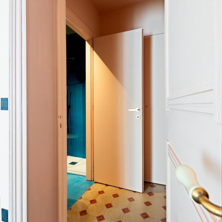 Gemma Luxury Apartments - Deluxe King Room - 7