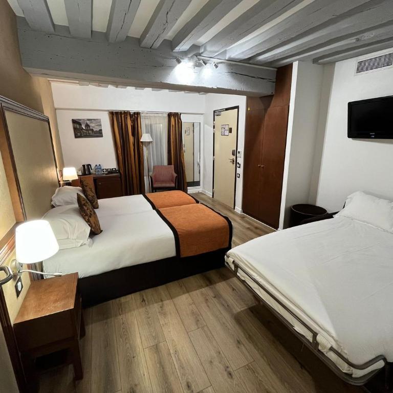 Hôtel 85 Saint Honore - Chambre Familiale - Accessible aux Personnes à Mobilité Réduite - Rez-de-Chaussée - Vue sur Cour - 4