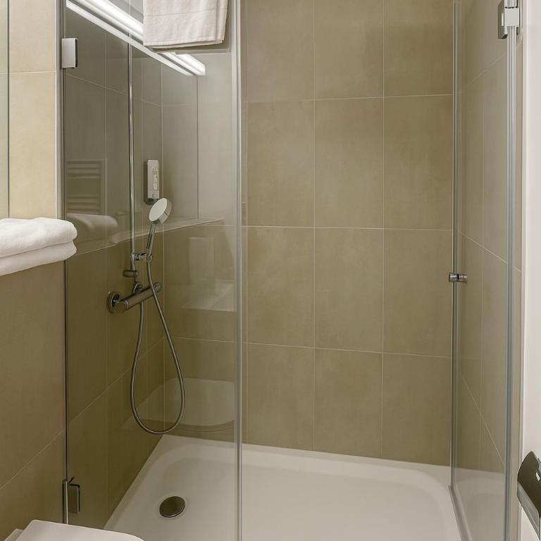 Hôtel de la Poste Martigny - City Center - Deluxe Zimmer - 3