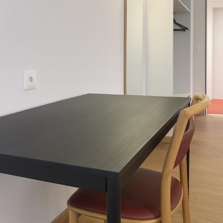 Hôtel de la Poste Martigny - City Center - Deluxe Zimmer - 5