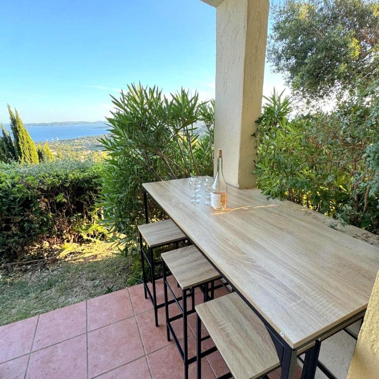 Var Azur - Studio - clim - piscine - vue mer - Studio - Vue sur Mer - 2