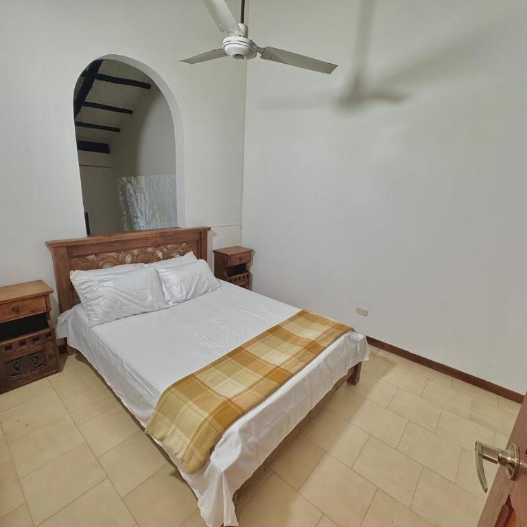 Tu casa con piscina en Girardot - Casa de 3 dormitorios - 15