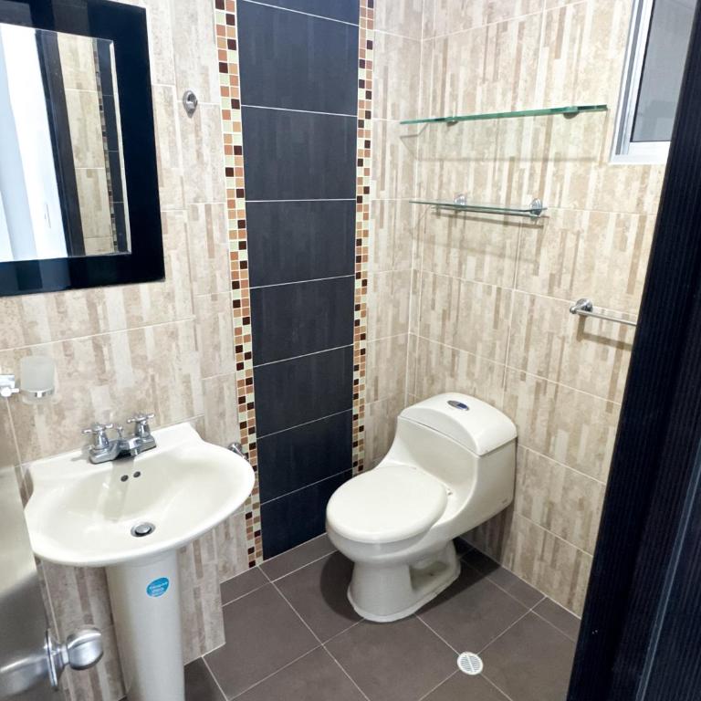 Casa Encanto Para Grupos y Familias - One-Bedroom House - 10