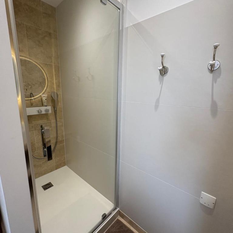 Latelier de Vincent Arles Luma - One-Bedroom Apartment - 12
