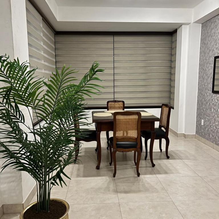 Apartamento de 2 habitaciones en el centro de Tarija! - Two-Bedroom Apartment - 6