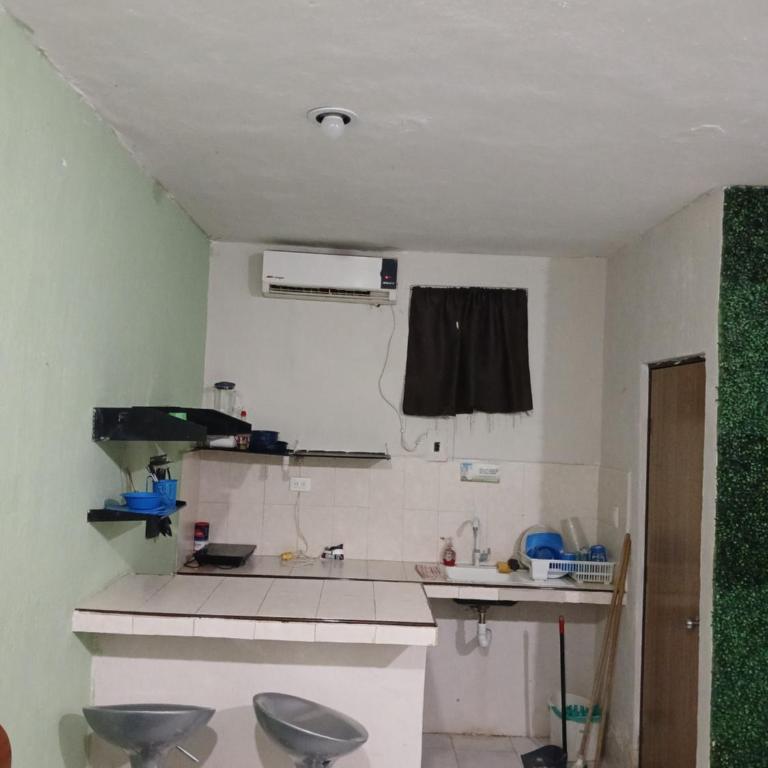 Cómodo departamento en zona tranquila - One-Bedroom Apartment - 2
