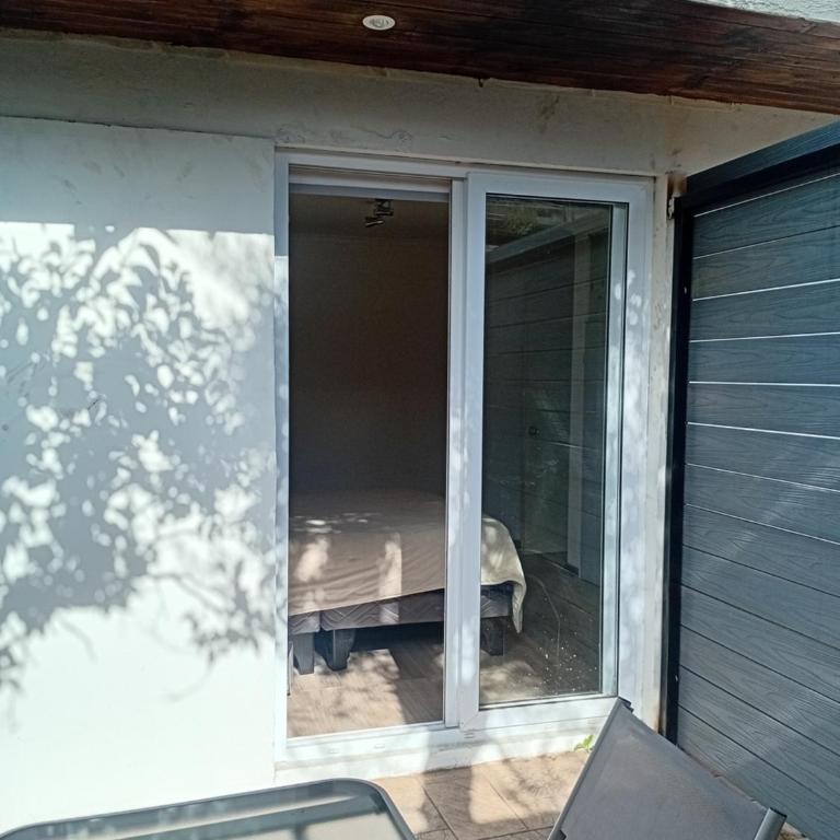 Depto interior independiente - One-Bedroom Apartment - 2