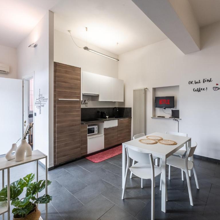 *Love'n fly apartament * Airport- Ducati - One-Bedroom Apartment - 2