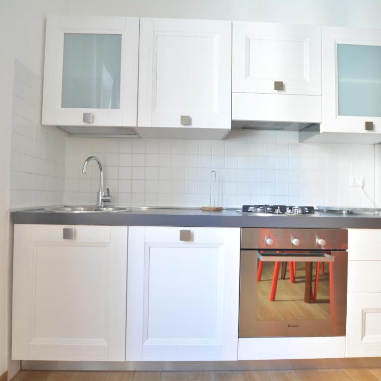 Monti Market House - Appartamento con 2 Camere da Letto - 12