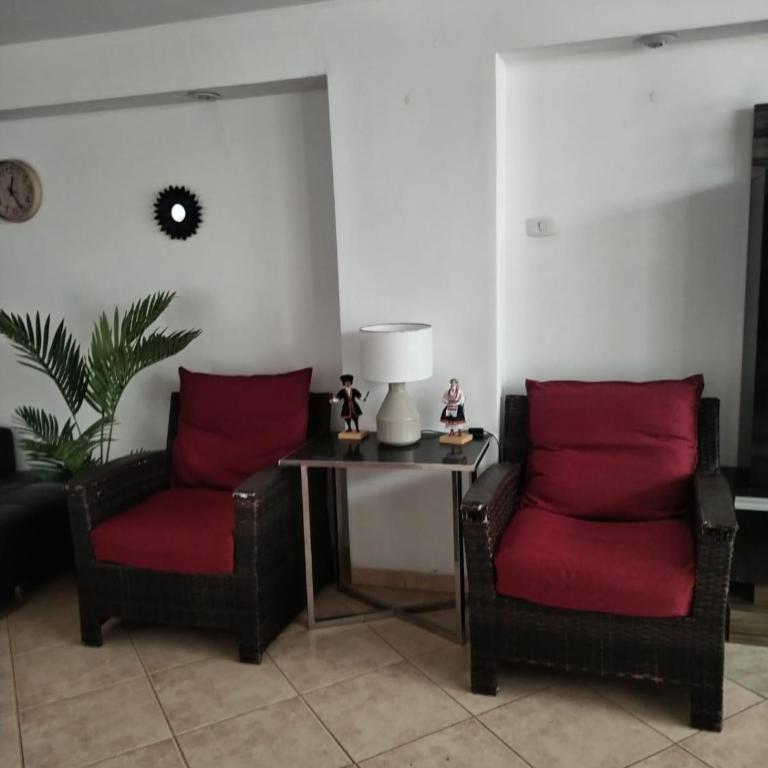 Departamento, 2 dormitorios al frente de la playa 1er piso - Two-Bedroom Apartment - 11