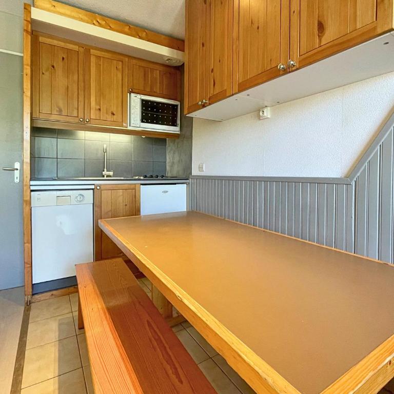 Studio avec coin chambre, balcon, cuisine équipée, pied des pistes - Les Ménuires - FR-1-452-262 - Studio - 15