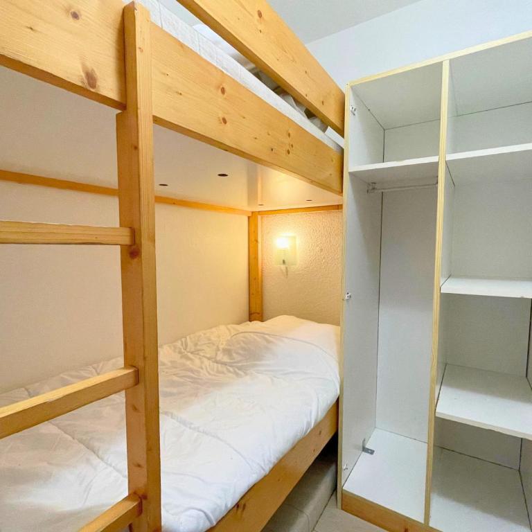 Studio avec coin chambre, balcon, cuisine équipée, pied des pistes - Les Ménuires - FR-1-452-262 - Studio - 19