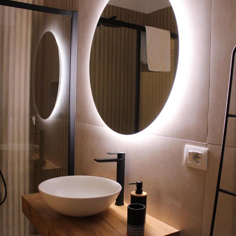 Beta Suite - Camera Matrimoniale con Bagno Privato - 3