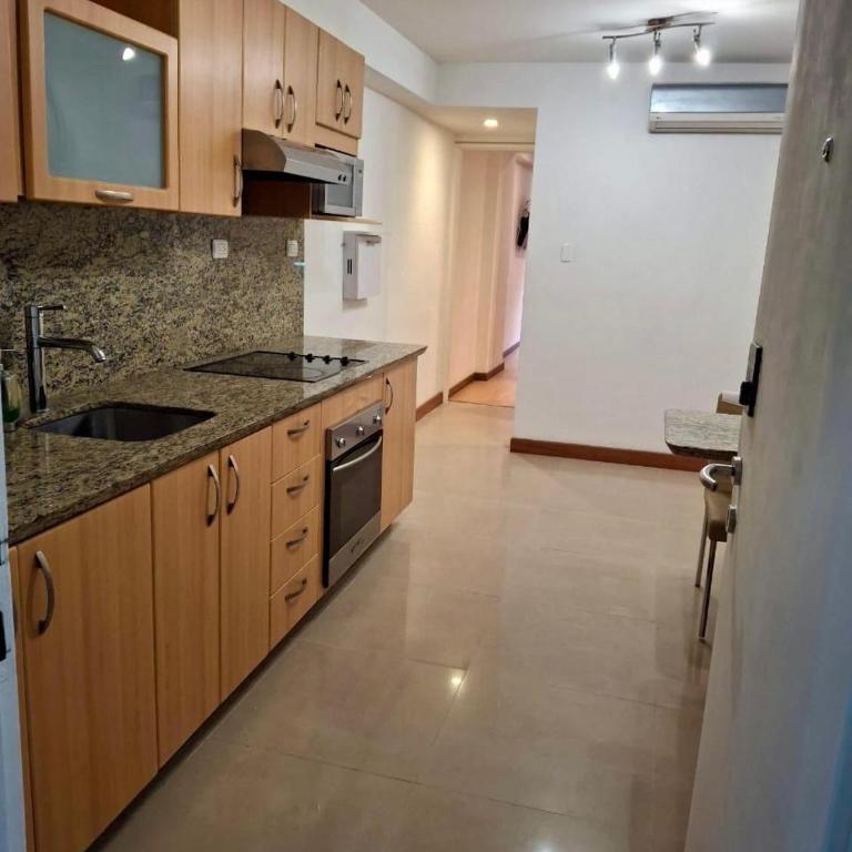 Vive Cómodo y Conectado - One-Bedroom Apartment - 5