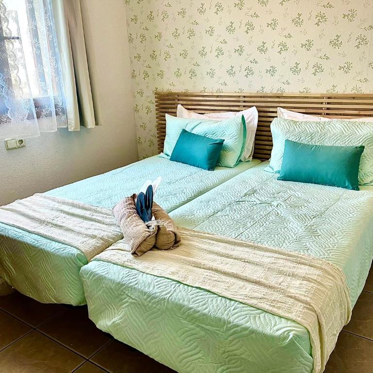 La Casita Bonita del Faro Holiday Retreat in Gran Alacant - Two-Bedroom House - 2