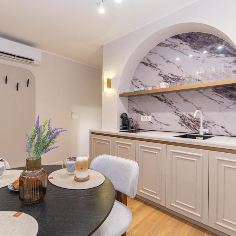Villa Teona KotorBay Residence - Studio with Mountain View - 13