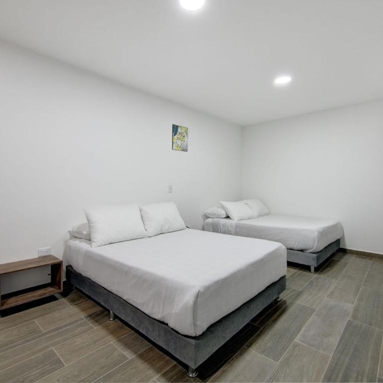 Xliving Host and Rooms - Twin Room - 4