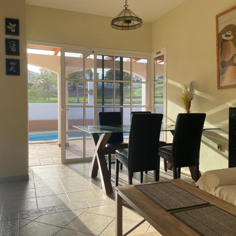 Villa Calma - Two-Bedroom Villa - 14