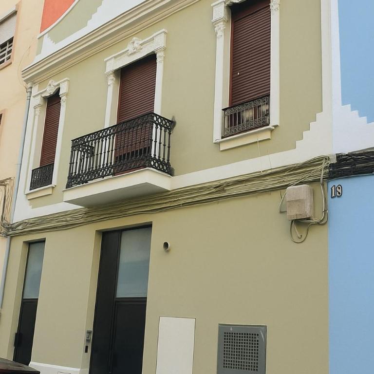 La Casa del Mar-Cabañal 3BR Suites - Three-Bedroom Apartment - 25