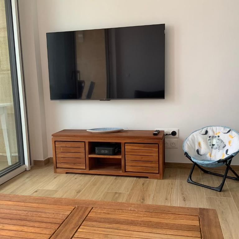 NOUVEAU Appartement rénové Face à la Mer 70 m2 de confort et de Charme à Saint Jean de Monts - Apartamento de 2 dormitorios - 7