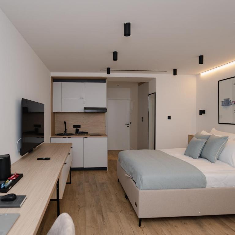 Sarajevo City Center Suites - One-Bedroom Apartment - 1