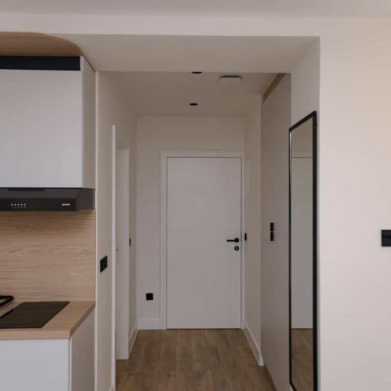 Sarajevo City Center Suites - One-Bedroom Apartment - 11