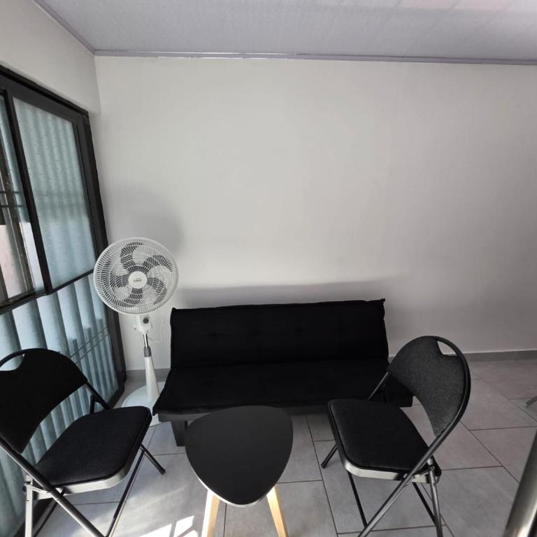 Aparta-estudio - Apartamento de 1 dormitorio - 3