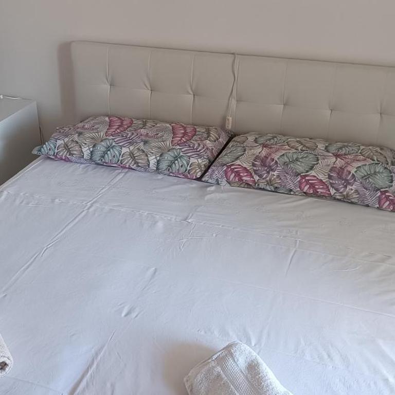 Casa Erina - Three-Bedroom Vacation Home - 13