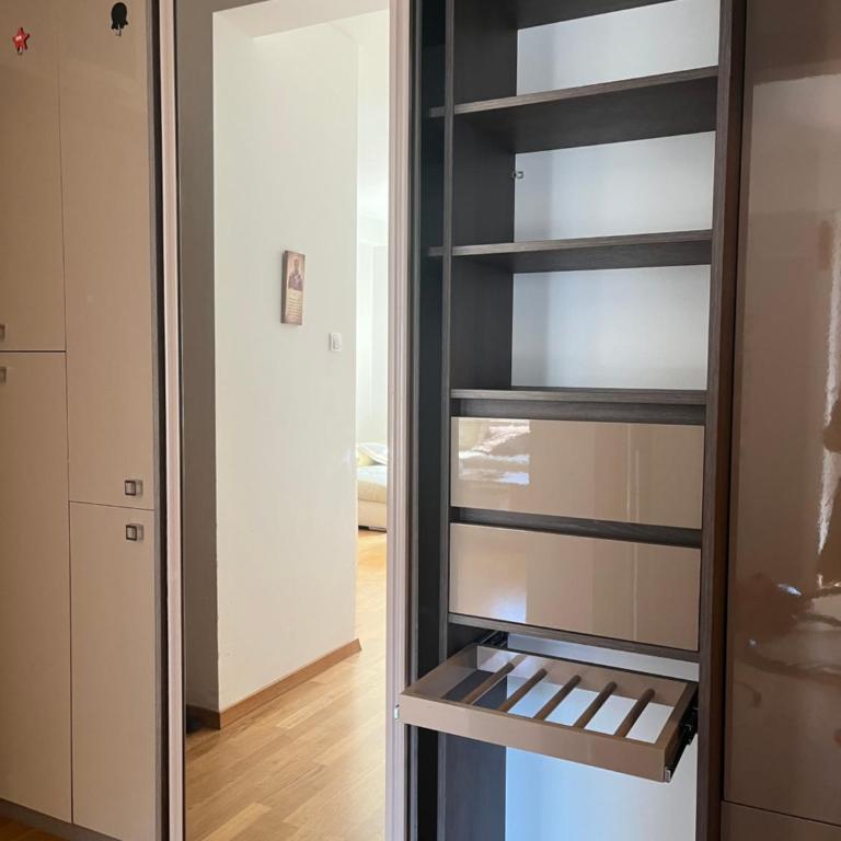 Apartman Mega Budva - Apartman sa 1 Spavaćom Sobom - 4