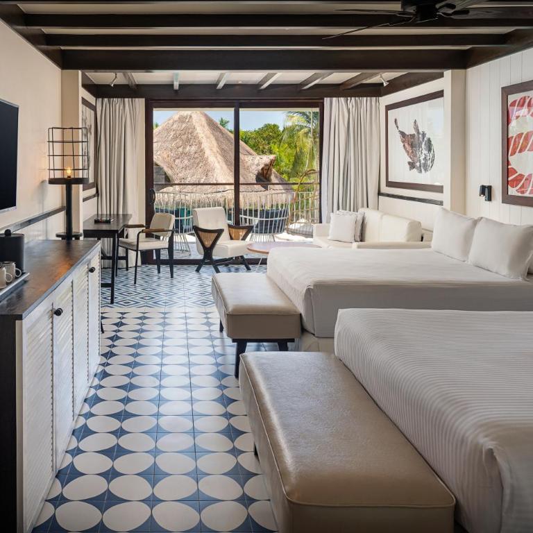 El Beso Adults Only at Ocean Riviera Paradise All Inclusive - Junior Suite El Beso Pool View - 4