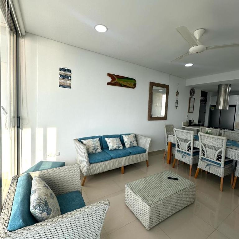 Apartamento completo en Club de Playa en Santa Marta - Three-Bedroom Apartment - High Floor - 8