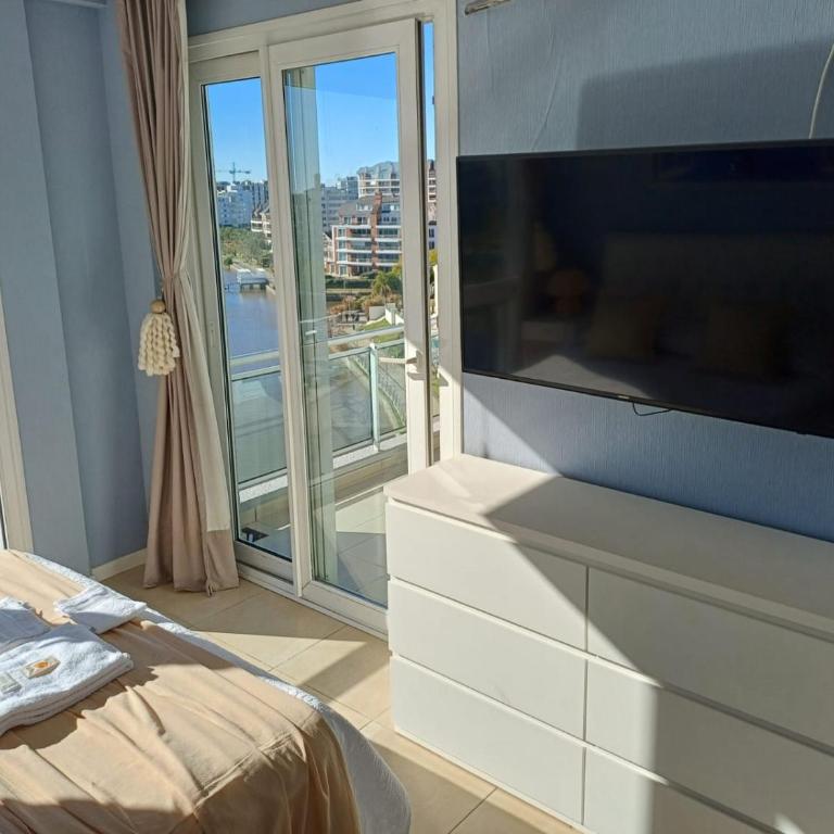 APART , DEPARTAMENTO CONDOMINIO BAHIA GRANDE NORDELTA, TIGRE , BALCÓN Y VISTA A LA BAHIA , PISCINA EXTERIOR OPCIONAL arancelada - Apartment with Lake View - 25