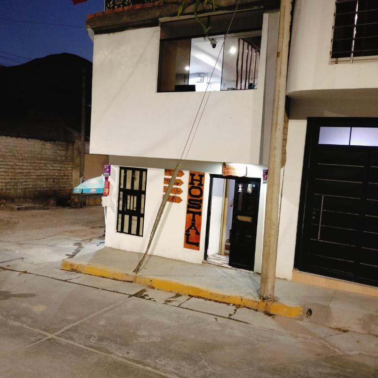 Hostal Real Caraz - Habitación Doble Económica - 4