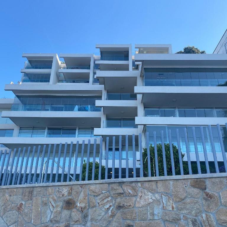 Modern and Cozy Beachfront Apartment - Apartment - 10