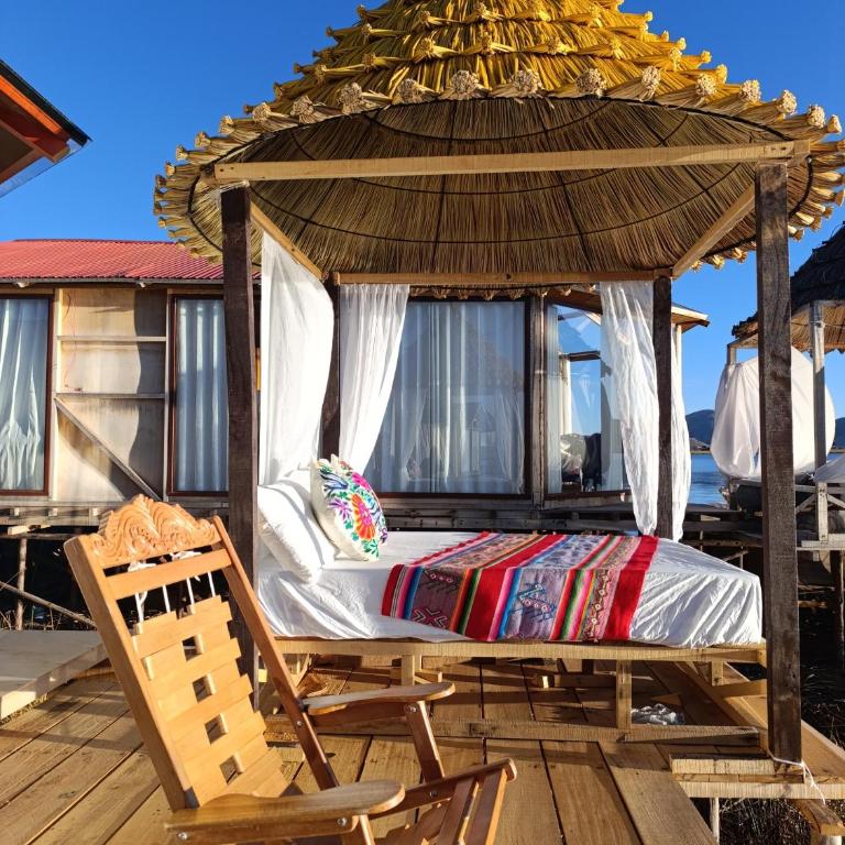 Luna Titicaca Grebe - One-Bedroom House - 5